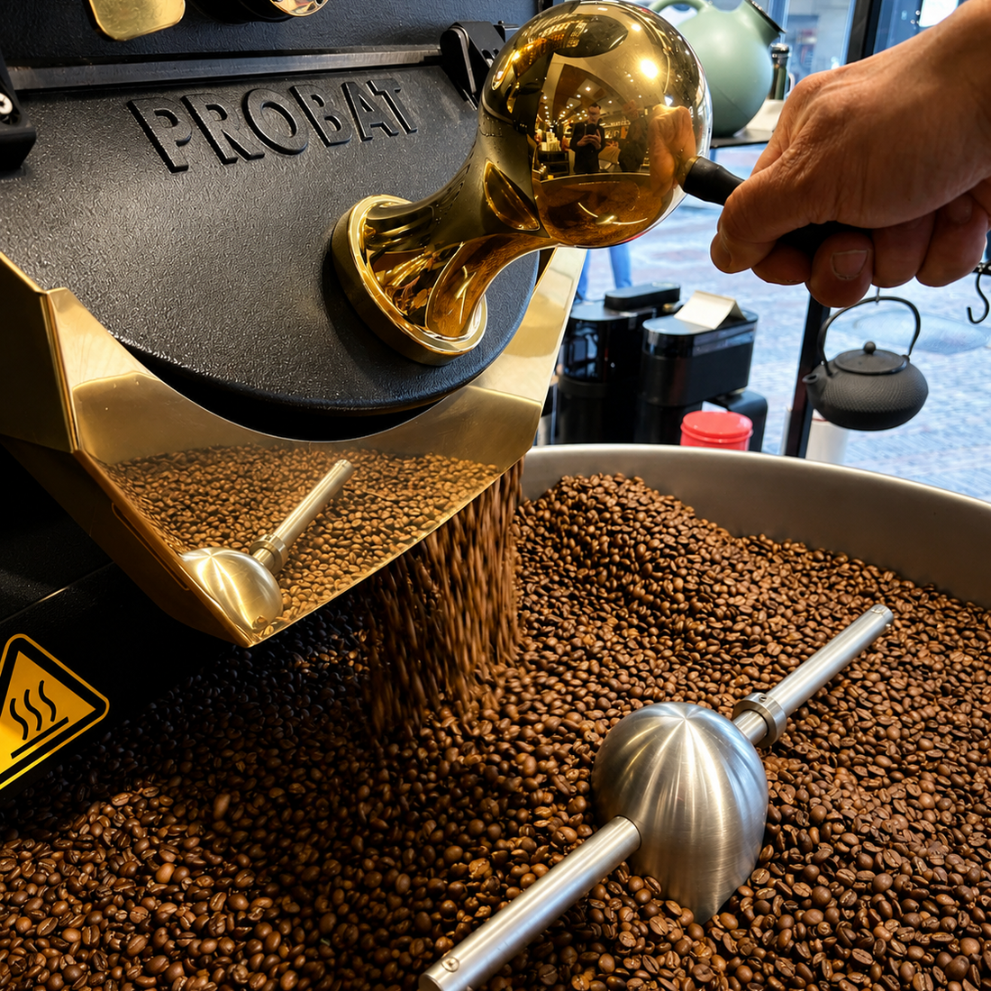 Torréfaction artisanale à la boutique Cafés Van Hove à Charleroi