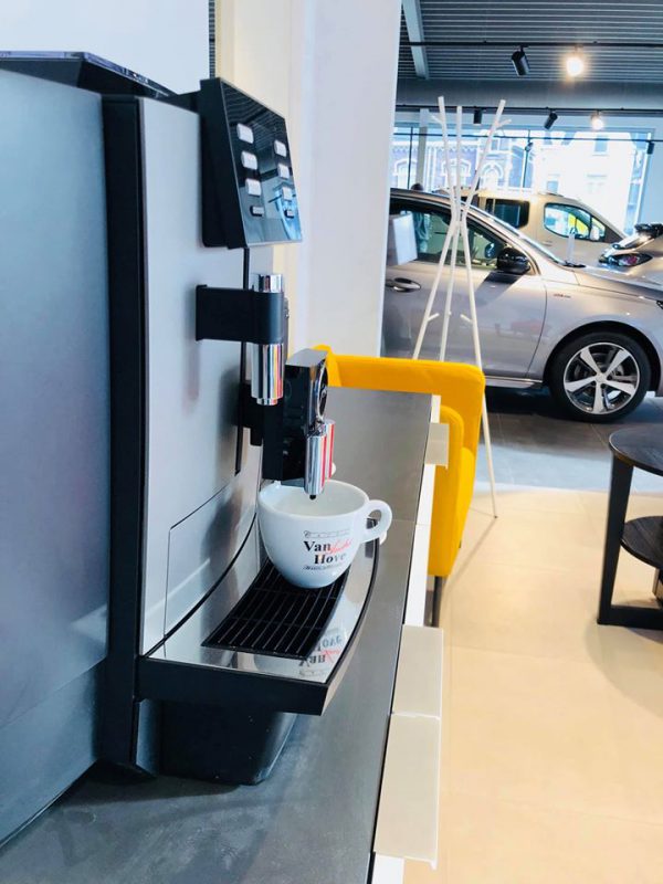Machine à café Jura à grains avec monnayeur