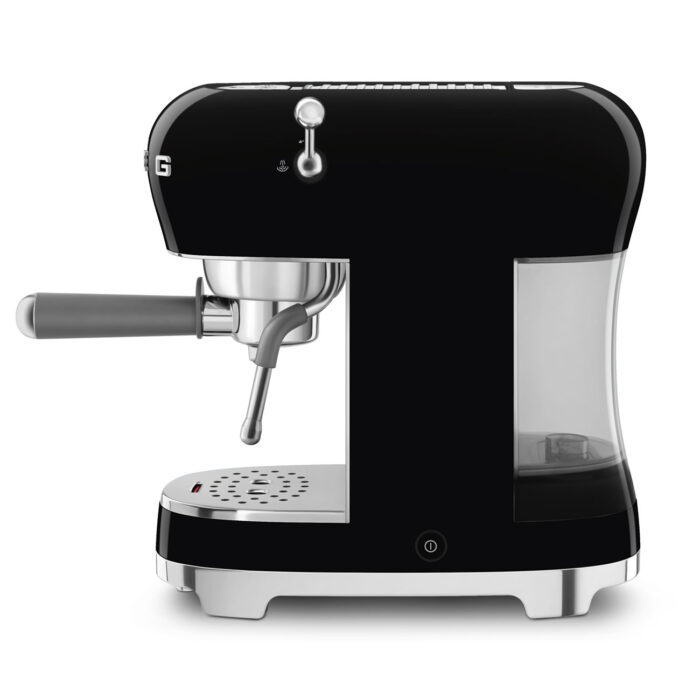 Smeg Expresso water tank coffee machine