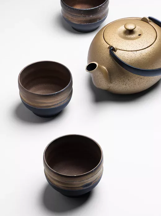 THÉIÈRE FONTE DU JAPON - FUKU 0,55L - OR