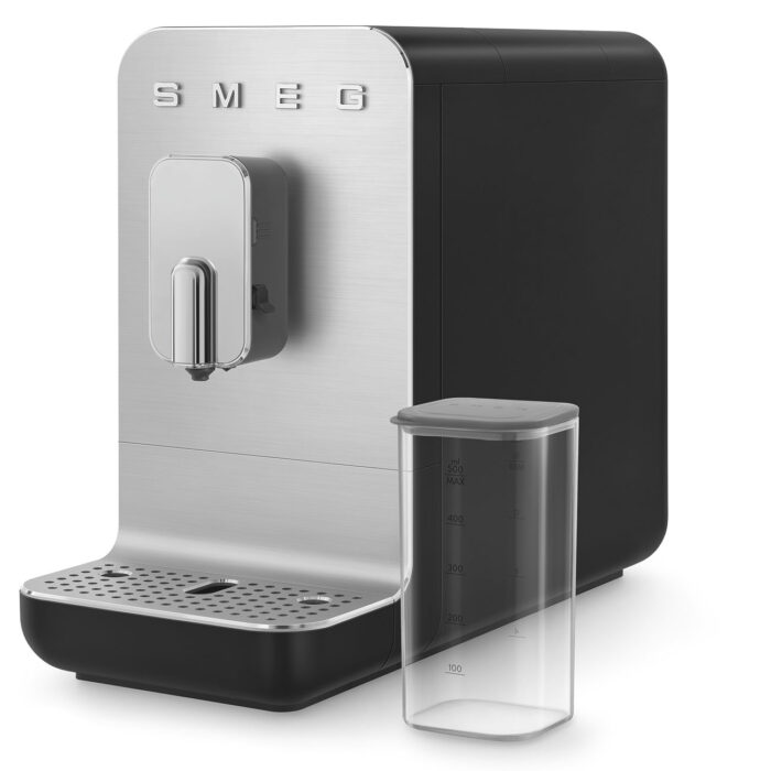Machine à café SMEG entièrement automatique avec système de lait intégré