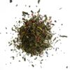 Le thé L'Ôriental est un thé vert Sencha mêlé aux arômes de fruit de la passion, de pêche de vigne et de fraise des bois.