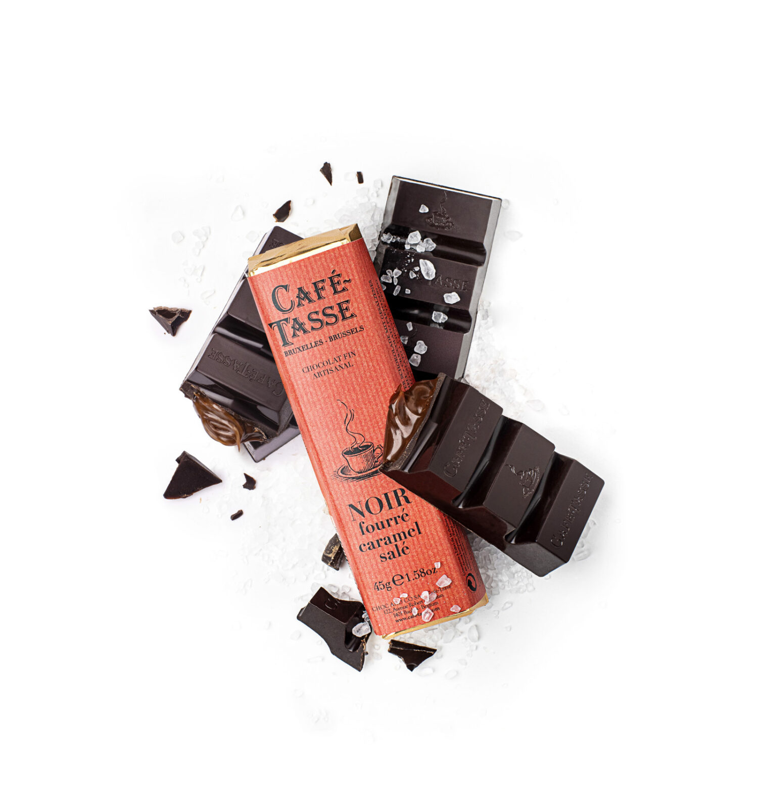 Barre de chocolat noir fourrée caramel salé Café Tasse